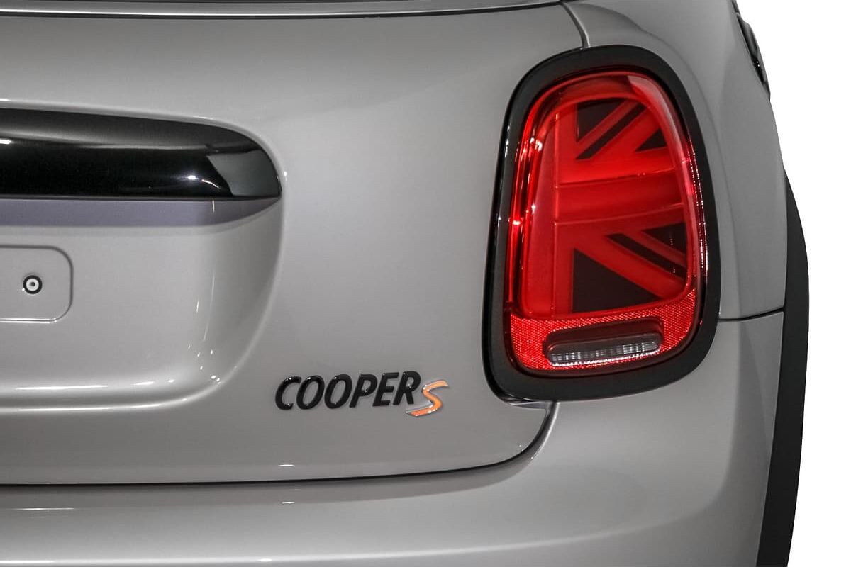 2024 MINI Hatch Cooper S MINI Yours Auto