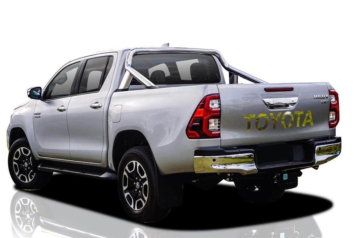 2023 Toyota Hilux SR5 Manual 4x4 Double Cab