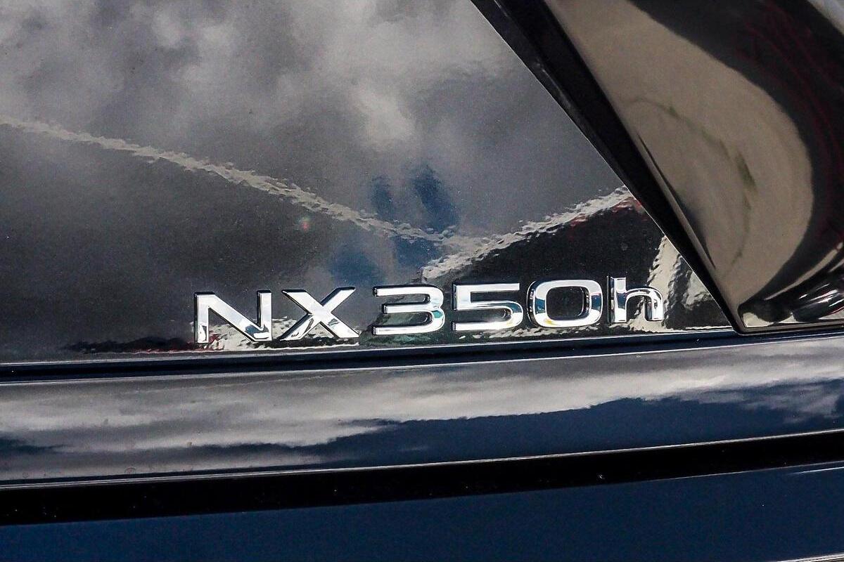 2024 Lexus NX NX350h Luxury Auto 2WD