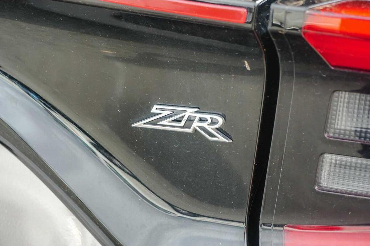 2023 Toyota Yaris ZR Hybrid Auto