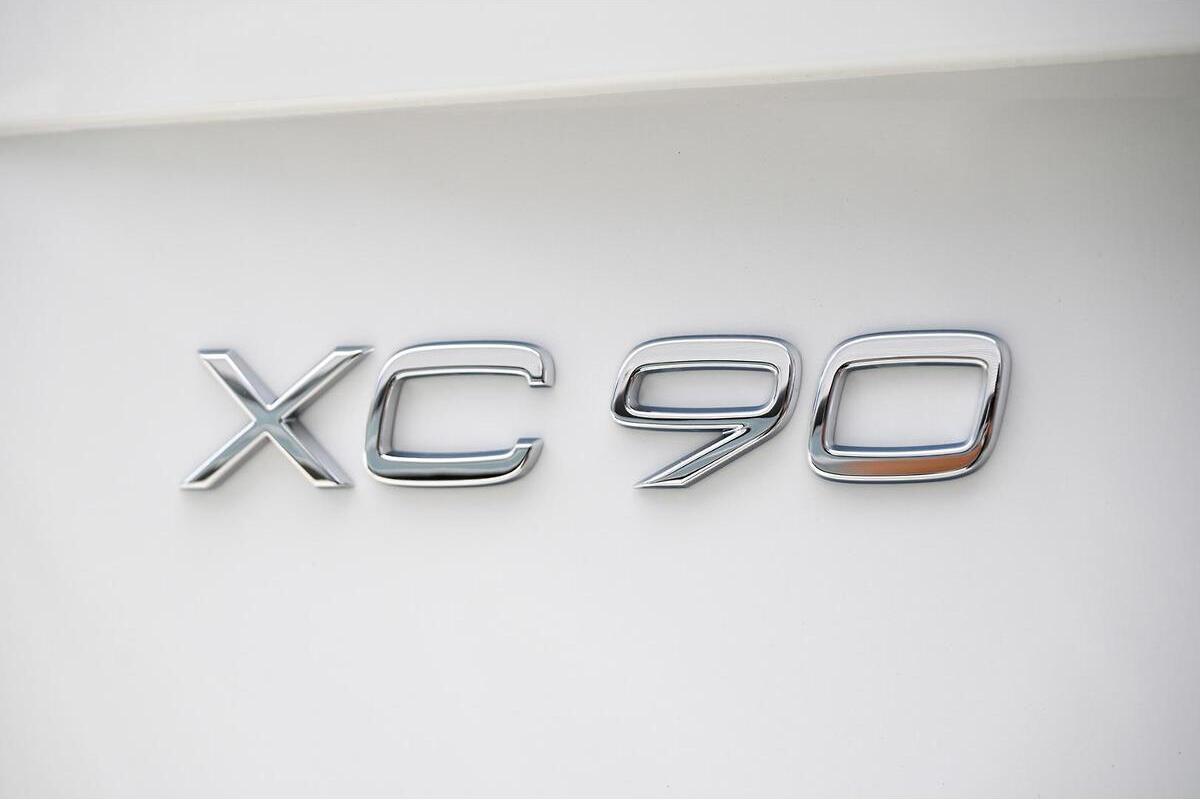 2023 Volvo XC90 Recharge Ultimate T8 Plug-In Hybrid Auto AWD MY24