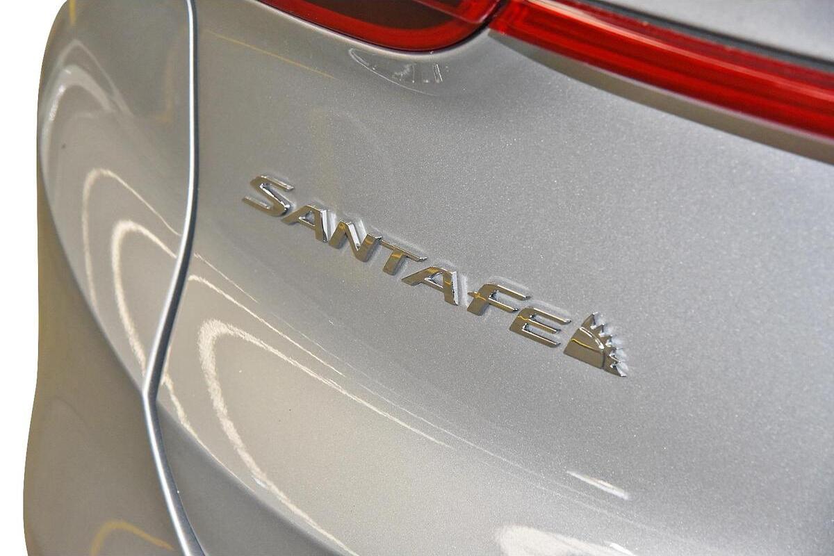 2023 Hyundai Santa Fe Auto MY23