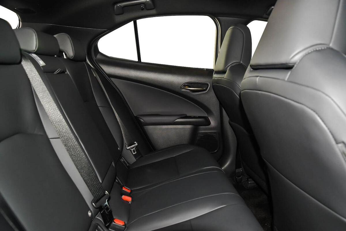 2023 Lexus UX UX250h Luxury Auto 2WD