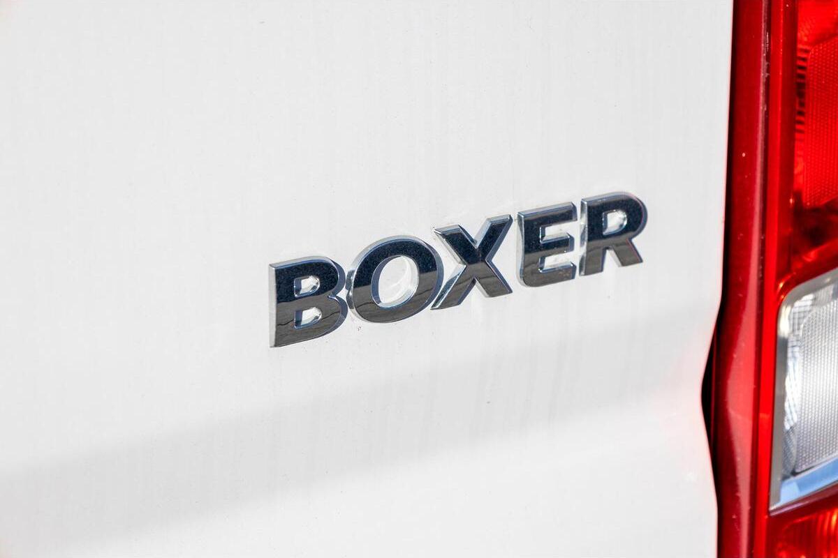 2023 Peugeot Boxer Pro LWB Manual MY23