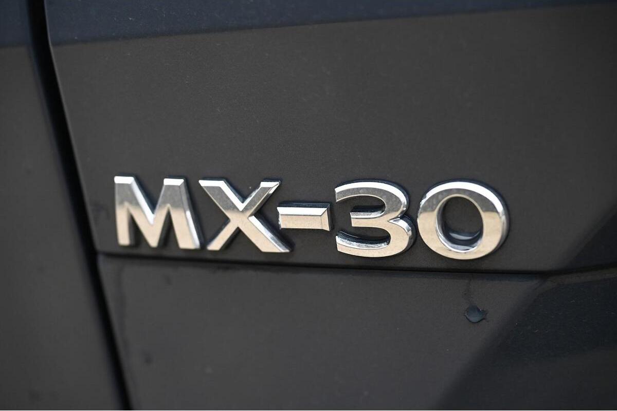 2023 Mazda MX-30 G20e Touring DR Series Auto
