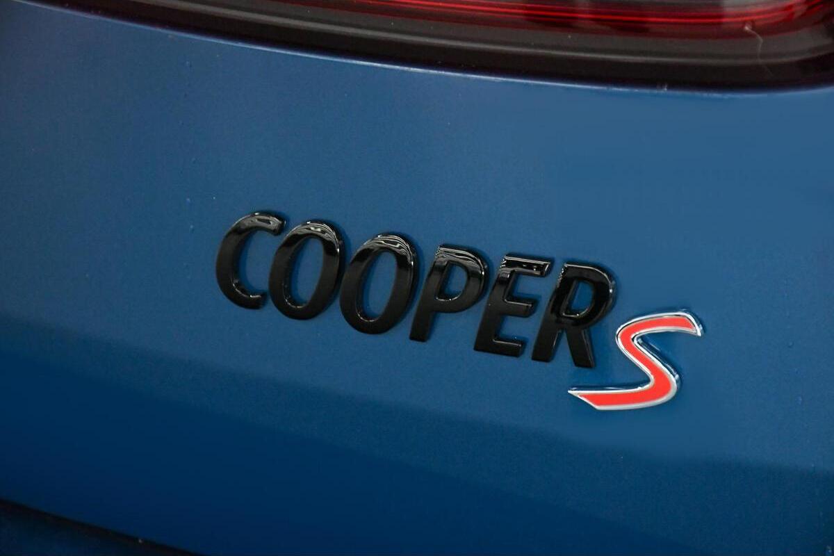 2024 MINI Clubman Cooper S MINI Yours Auto