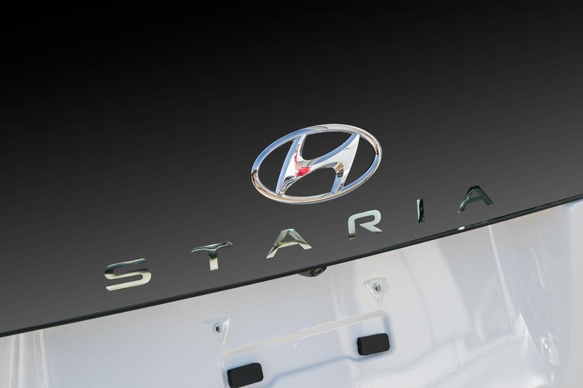 2023 Hyundai STARIA Auto AWD MY23