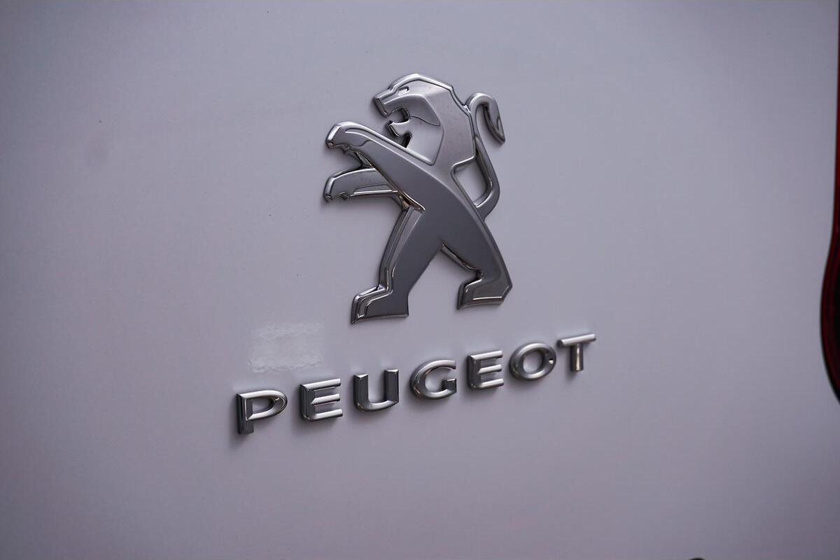 2023 Peugeot e-Partner Pro LWB Auto MY23