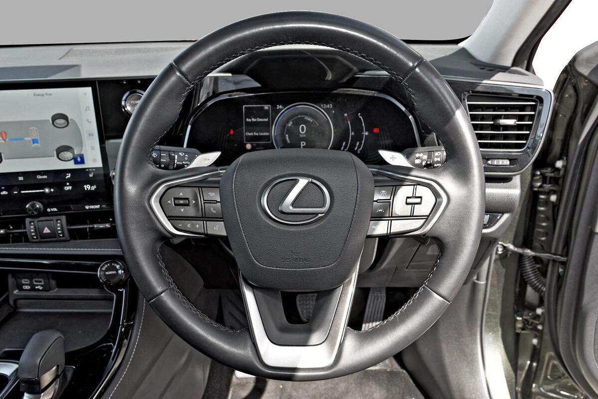 2023 Lexus NX NX350h Luxury Auto 2WD