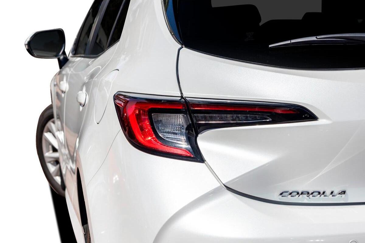 2023 Toyota Corolla SX Hybrid Auto
