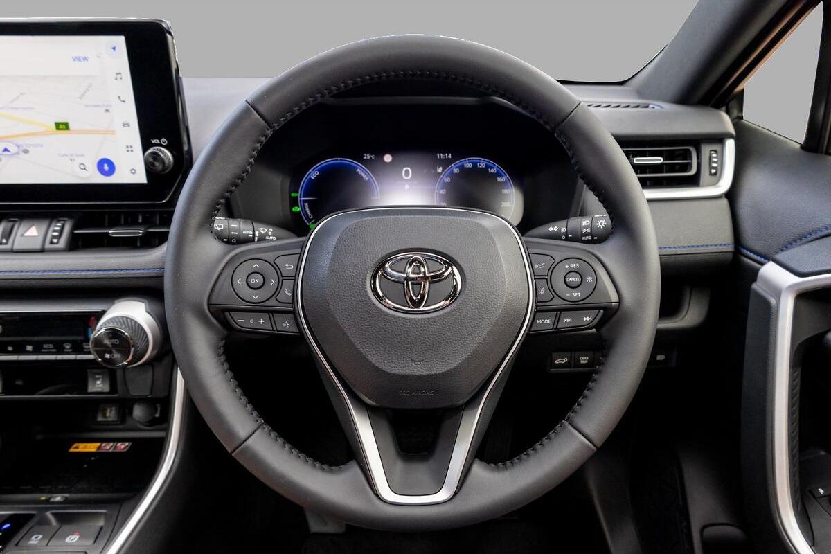 2023 Toyota RAV4 XSE Auto eFour