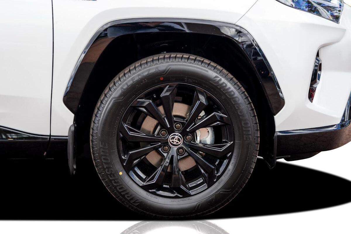 2023 Toyota RAV4 XSE Auto eFour