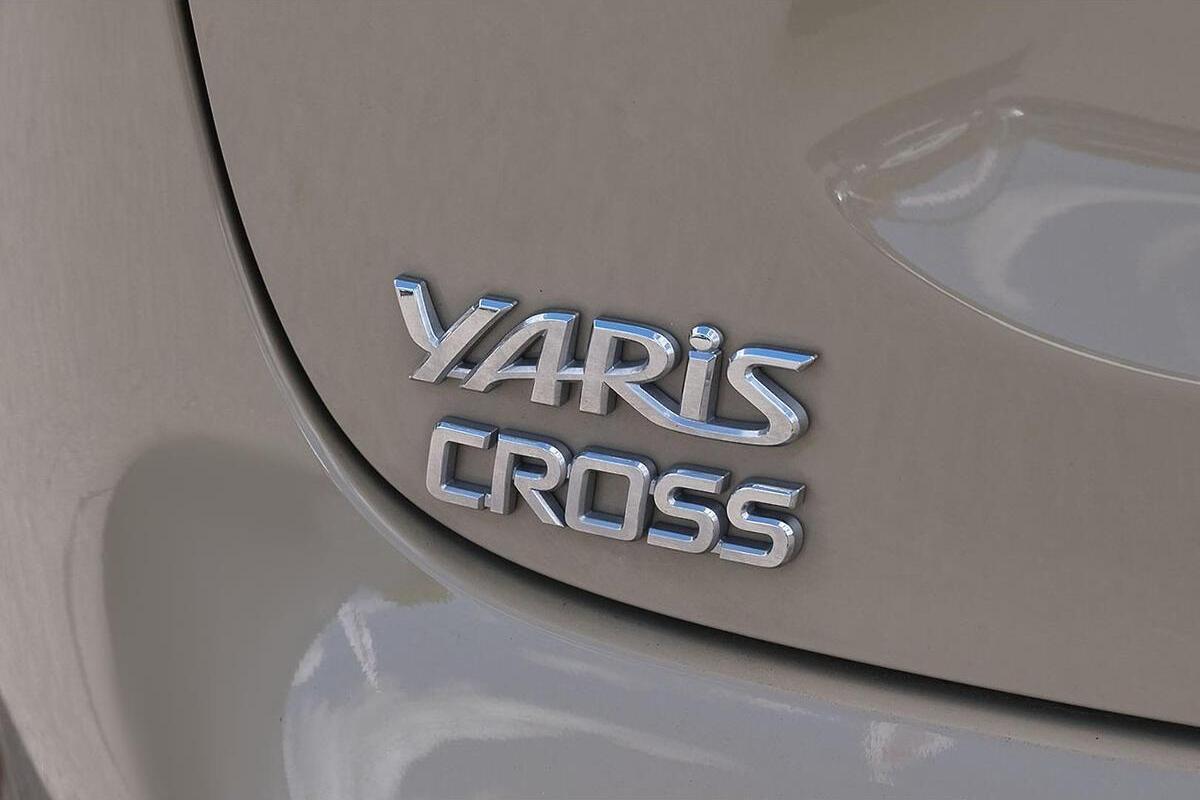 2023 Toyota Yaris Cross Urban Auto AWD