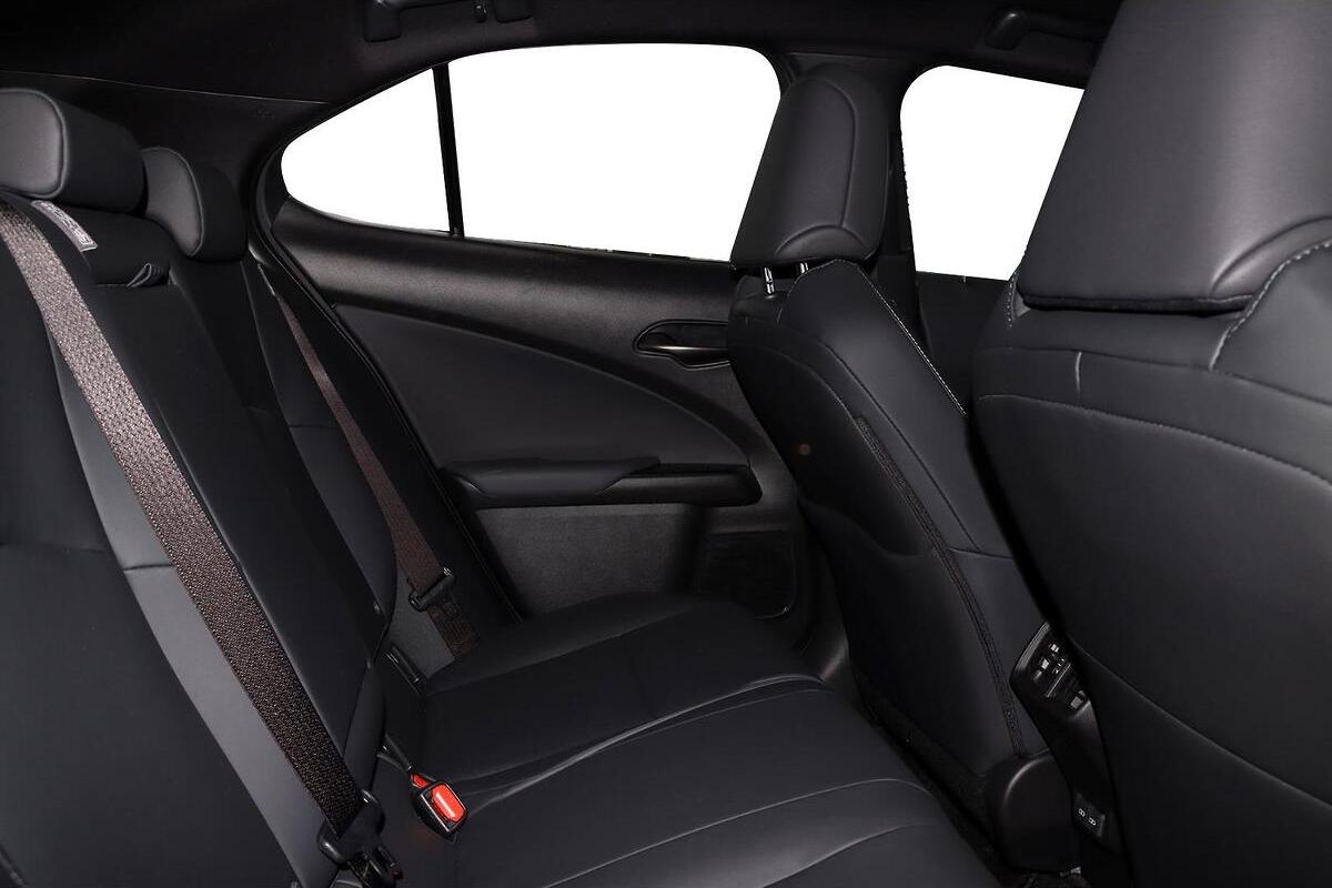 2023 Lexus UX UX200 Luxury Auto 2WD