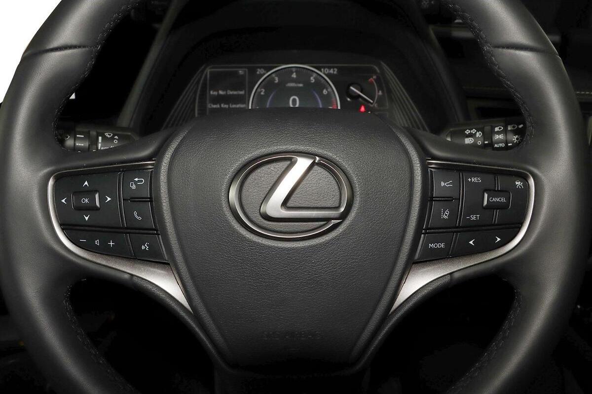 2023 Lexus UX UX200 Luxury Auto 2WD