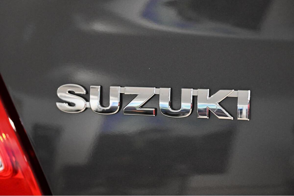 2024 Suzuki Swift GL Shadow Auto