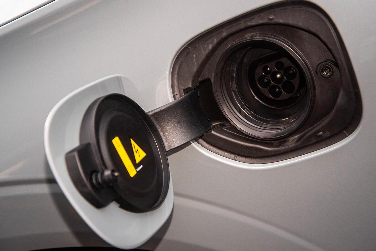 2024 Volvo XC60 Recharge Plus T8 Plug-In Hybrid Auto AWD MY24