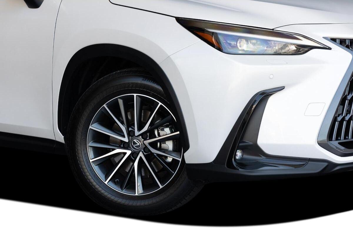 2024 Lexus NX NX350h Luxury Auto 2WD