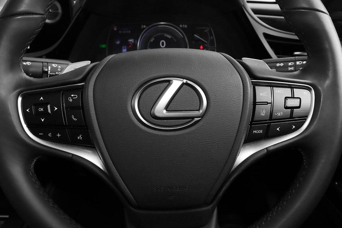 2024 Lexus ES ES300h Luxury Auto