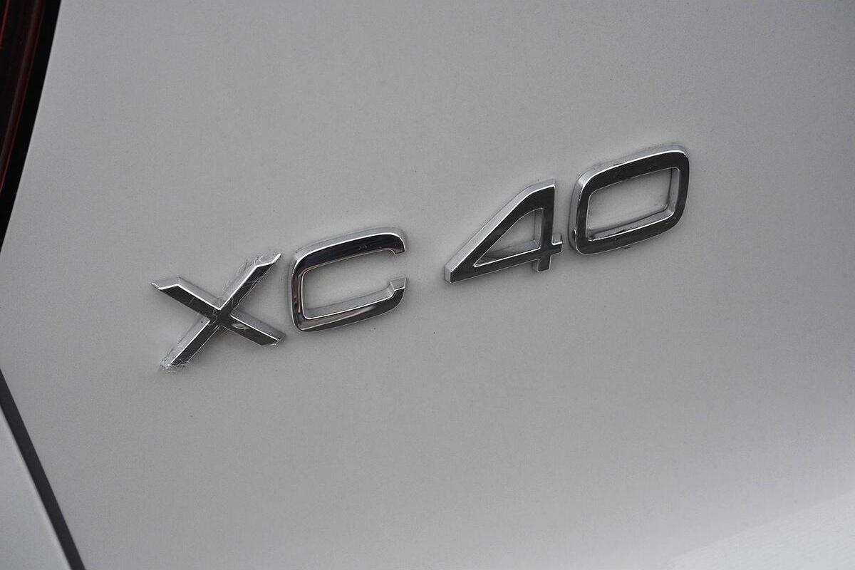 2024 Volvo XC40 Plus B4 Auto MY24