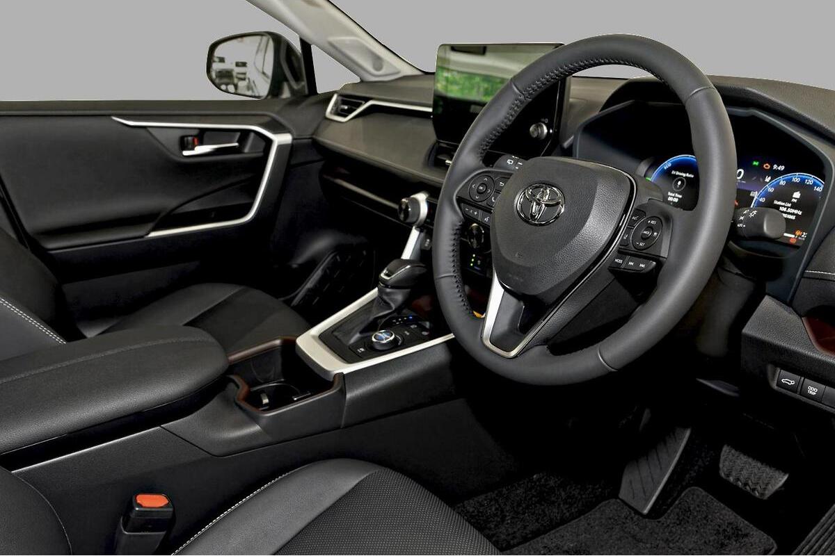 2024 Toyota RAV4 Cruiser Auto eFour