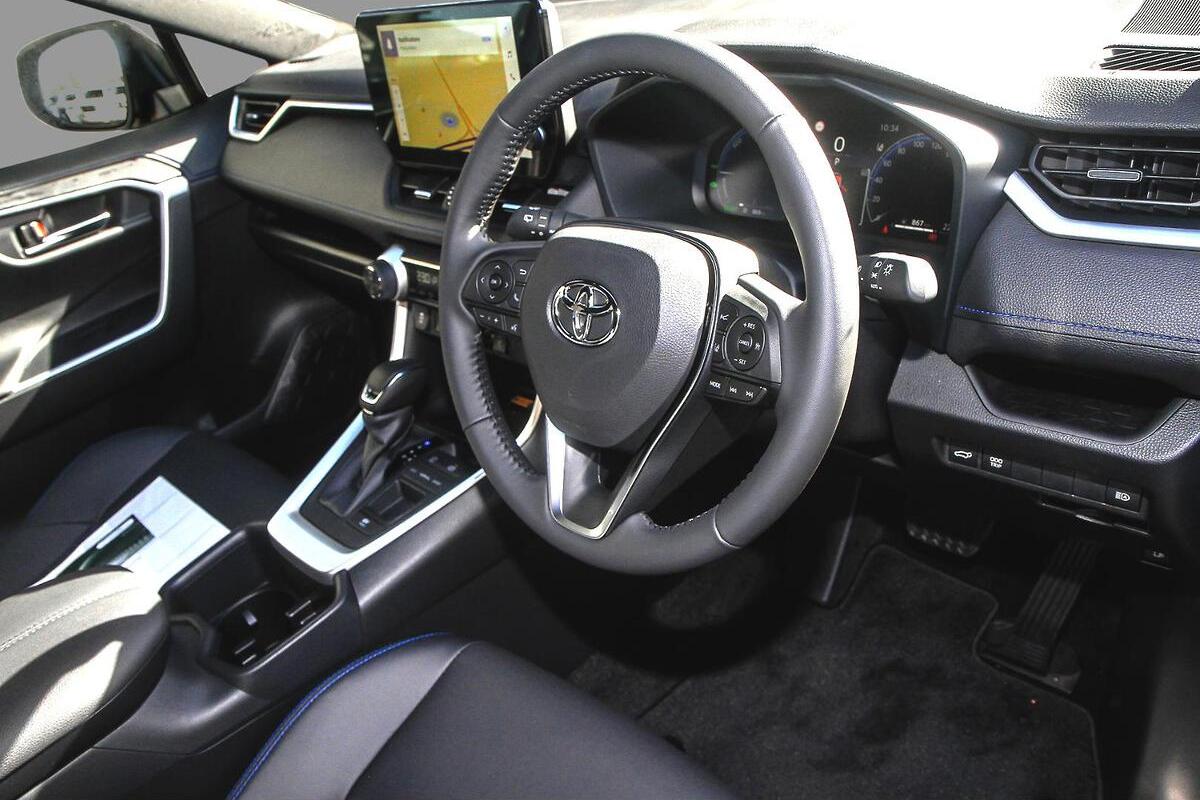 2024 Toyota RAV4 XSE Auto 2WD