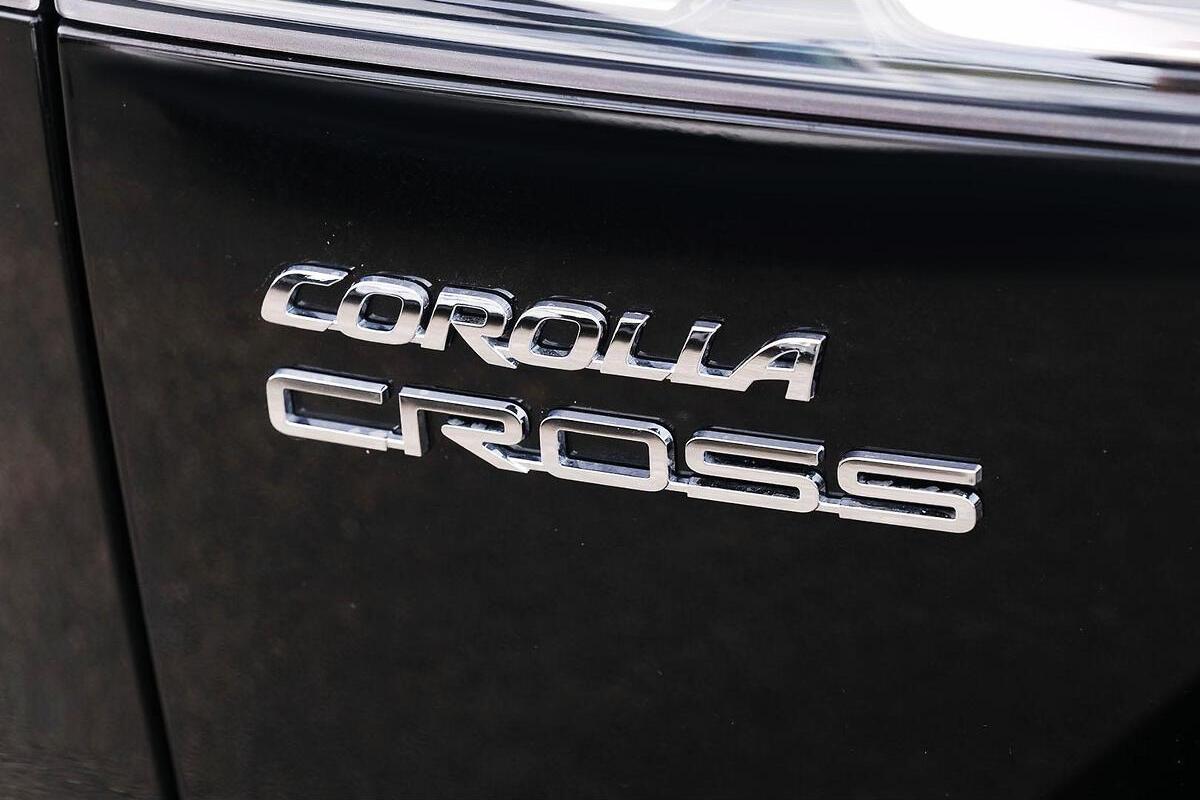 2024 Toyota Corolla Cross GXL Auto eFour