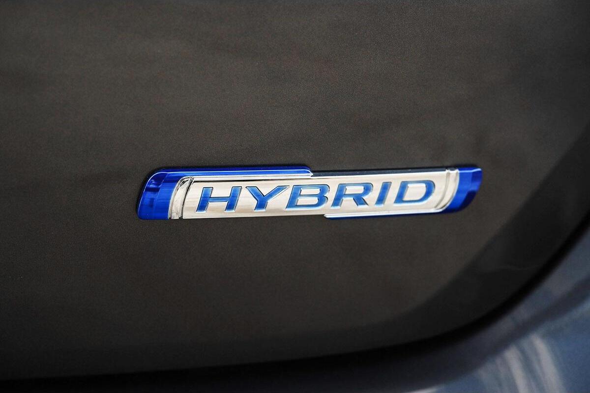 2024 Suzuki Swift Hybrid GLX Auto