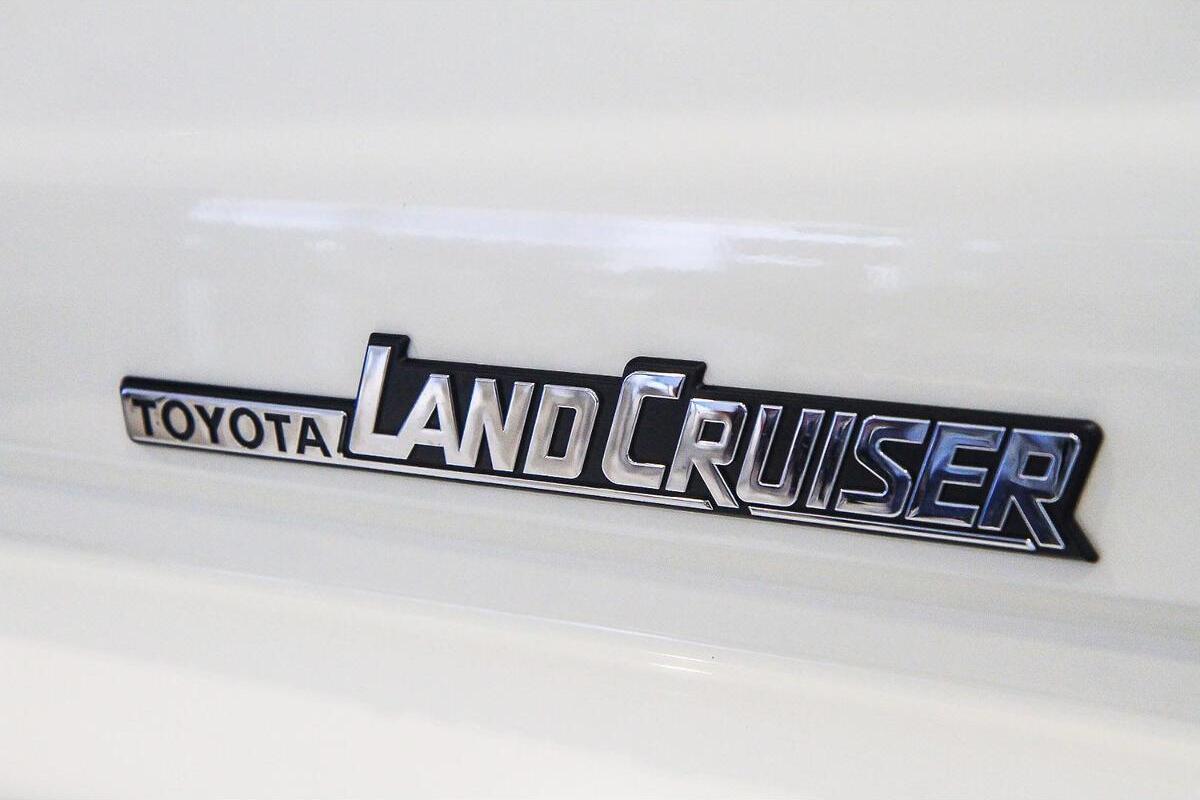 2024 Toyota Landcruiser GXL Troopcarrier Auto 4x4