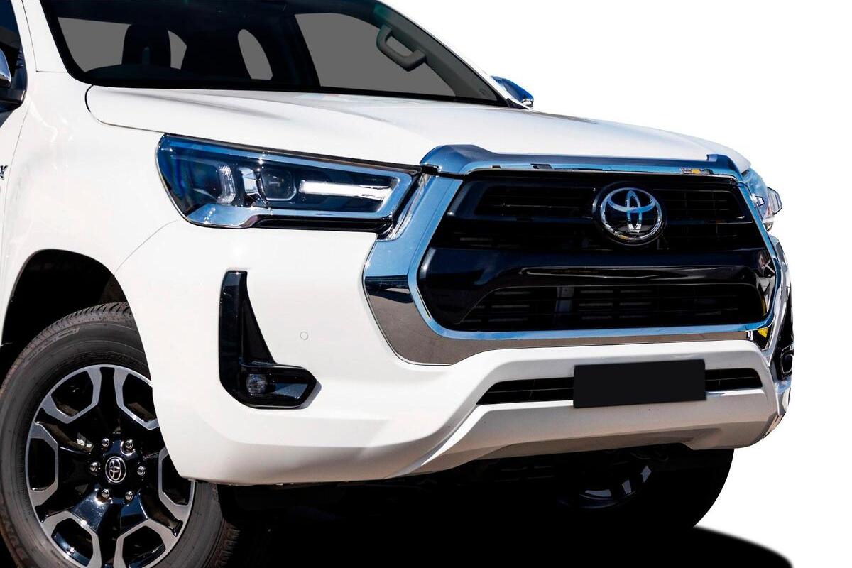 2024 Toyota Hilux SR5 Auto 4x4