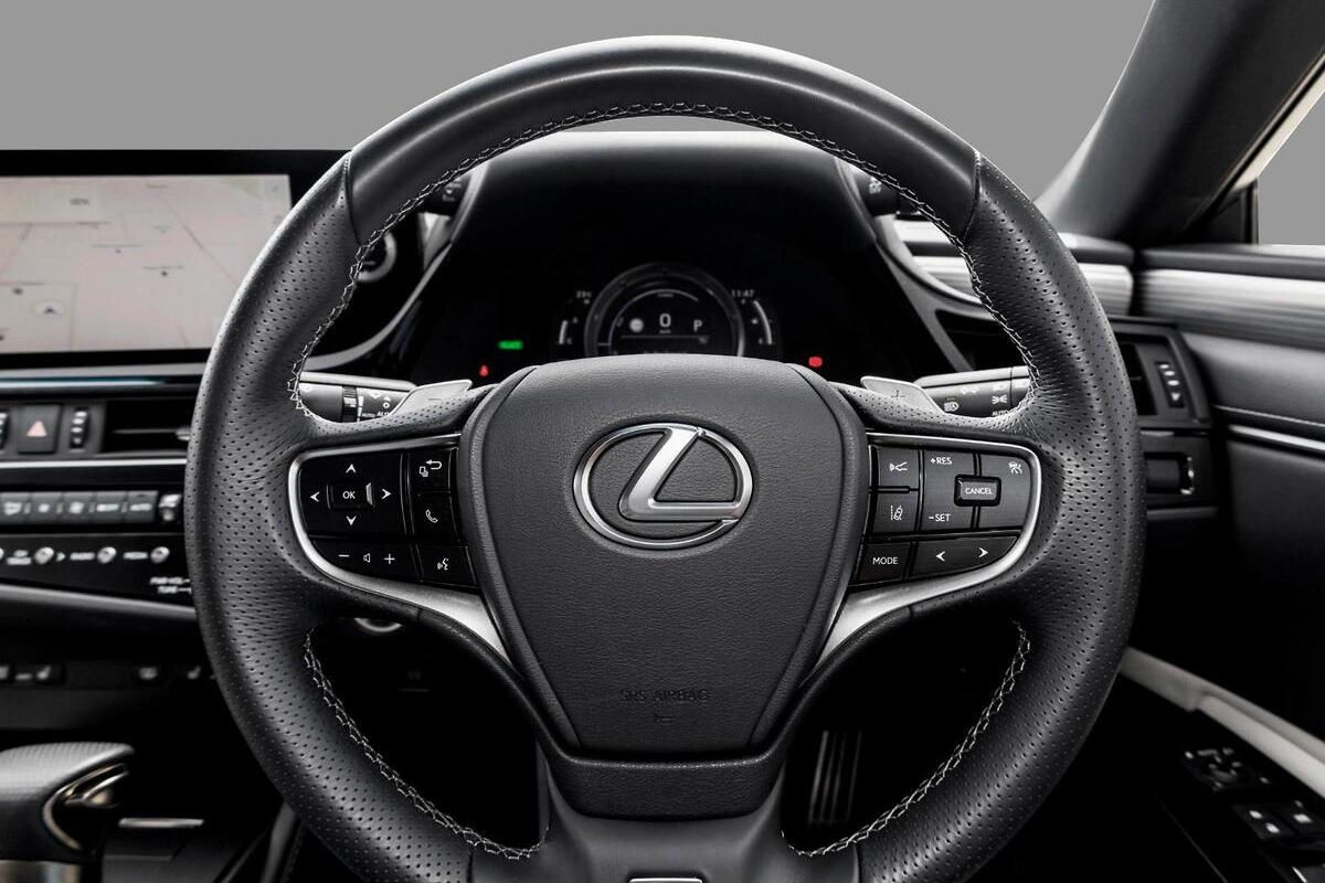 2024 Lexus ES ES300h F Sport Auto