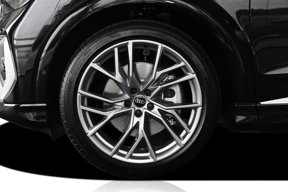 2025 Audi Q4 e-tron 55 Auto e-quattro MY25
