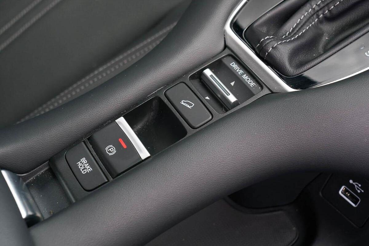 2025 Honda ZR-V VTi LX Auto MY25