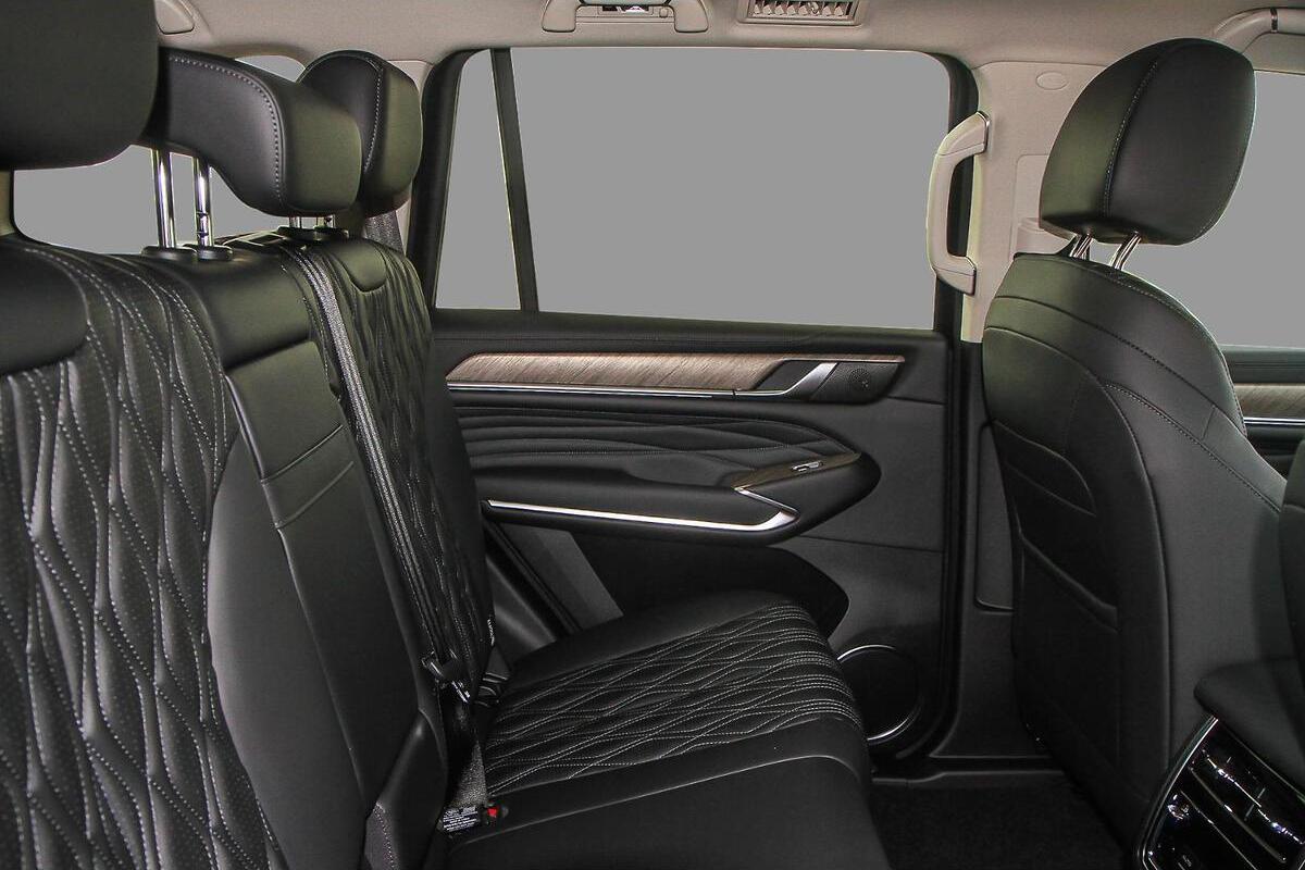 2025 GWM Tank 500 Lux Hybrid Auto 4WD